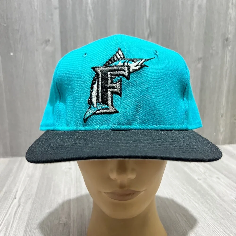 VTG Florida Marlins Sports Specialties Script Wool Fitted Hat 7‎ 3/8 Teal/Black